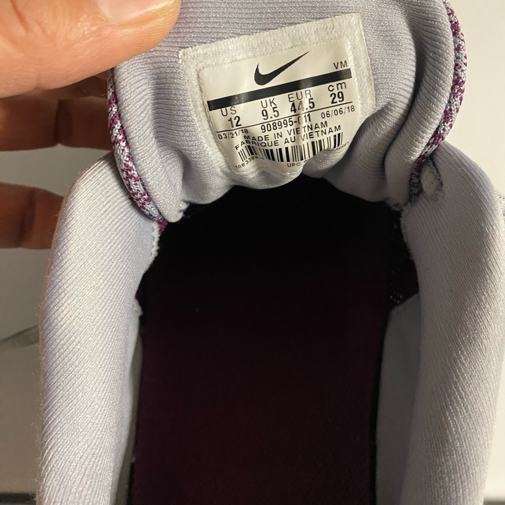 Nike tennis shoes for men size 12